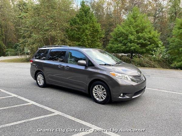 2011 Toyota SIENNA XLE 8-PASS V6 - cars & trucks - by dealer -... for sale in Mount Airy, VA – photo 11