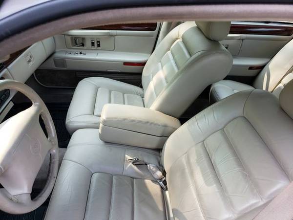 1996 Cadillac DeVille for sale in East Granby, MA – photo 20