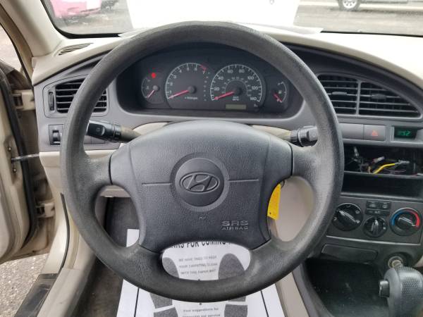 GOLD 2001 HYUNDAI ELANTRA for $300 Down for sale in 79412, TX – photo 9