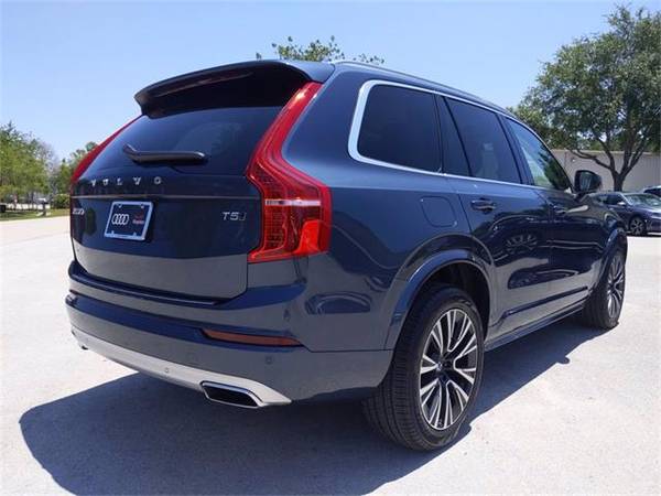 2021 Volvo XC90 T5 Momentum - SUV - - by dealer for sale in Naples, FL – photo 4