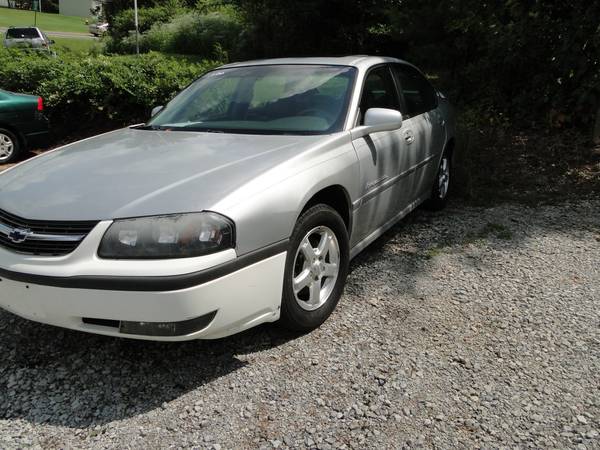 04 Chevy Impala - cars & trucks - by dealer - vehicle automotive sale for sale in Maryille, TN – photo 2