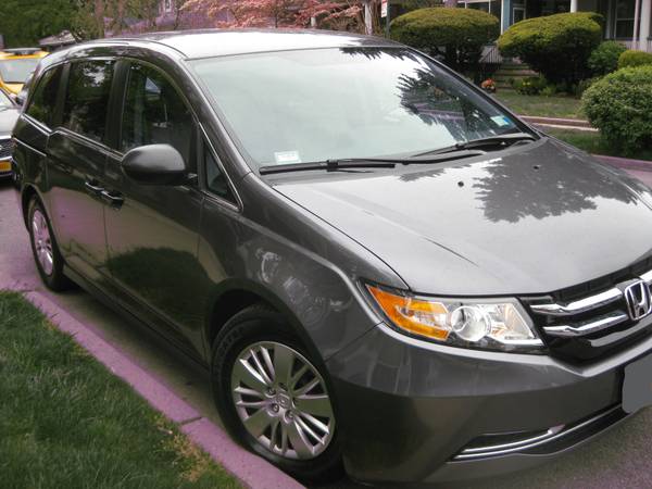 2015 Honda Odyssey LX/One Owner/Extremely LOW 10k miles - cars & for sale in Other, NY – photo 2