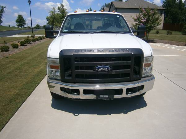 2010 ford f250 2wd reg cab superduty 5.4 v8 1 owner company truck... for sale in Riverdale, GA – photo 3