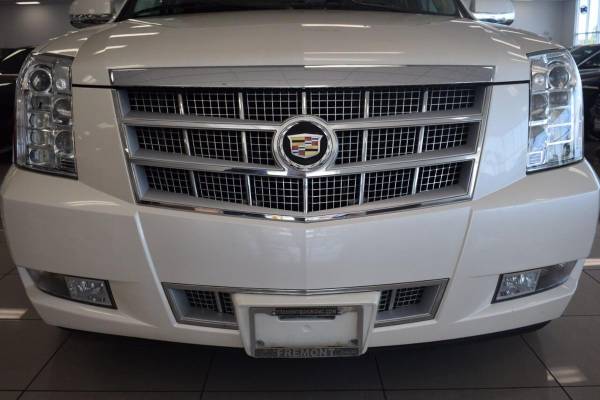 2014 Cadillac Escalade ESV Platinum AWD 4dr SUV 100s of Vehicles for sale in Sacramento , CA – photo 3