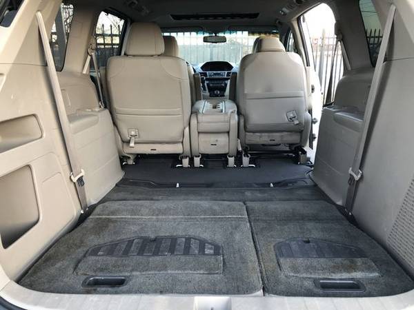 20 OFF 2011 Honda Odyssey - - by dealer - vehicle for sale in Hyattsville, District Of Columbia – photo 19