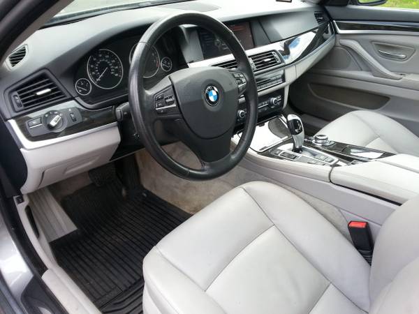 2013 BMW 528i xDrive Sedan AWD GREAT ON GAS Lthr Moon Only for sale in Lansing, MI – photo 12