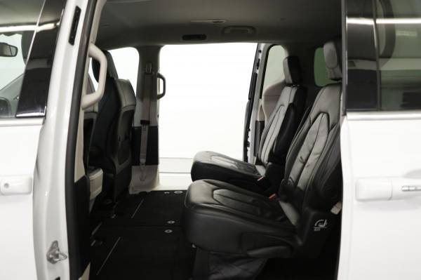 SLEEK White PACIFICA 2017 Chrysler Touring L Mini Van CAMERA for sale in clinton, OK – photo 12