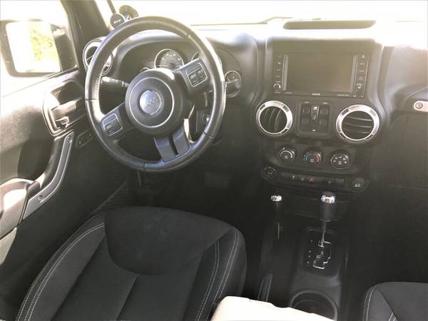 2016 JEEP WRANGLER SAHARA LIKE NEW! for sale in Fort Myers, FL – photo 9