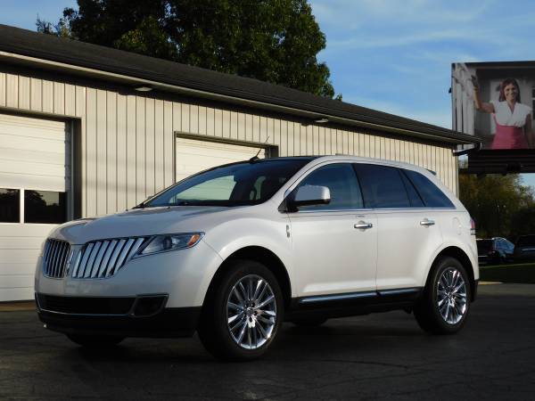 ONLY 85K MILES!!!...2011 Lincoln MKX!!!...ALL WHEEL DRIVE! for sale in Battle Creek, MI – photo 2