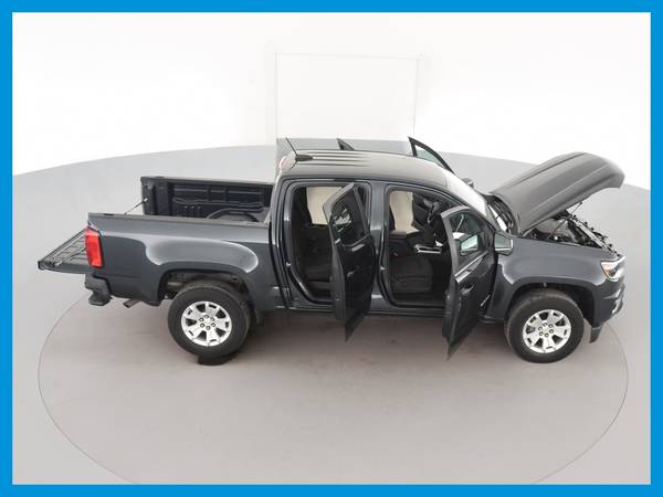 2017 Chevy Chevrolet Colorado Crew Cab LT Pickup 4D 5 ft pickup Gray for sale in Ronkonkoma, NY – photo 20