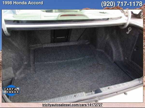 1998 HONDA ACCORD LX 4DR SEDAN Family owned since 1971 - cars & for sale in MENASHA, WI – photo 20