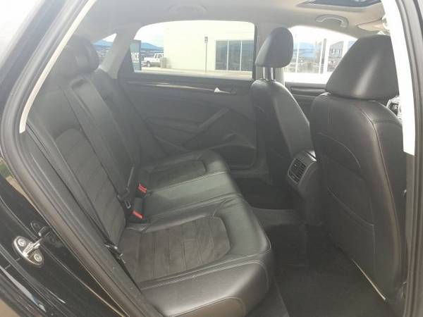2014 Volkswagen Passat TDI SEL Premium SKU:EC042264 Sedan for sale in Amarillo, TX – photo 21