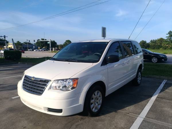 Handicap van - 2010 Chrysler Town & Country for sale in Palm Bay, FL – photo 3