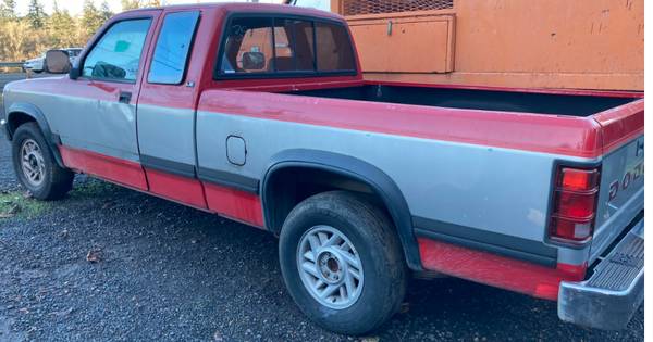 1993 DoDge Dakota ext cab - cars & trucks - by owner - vehicle... for sale in Oregon City, OR – photo 8