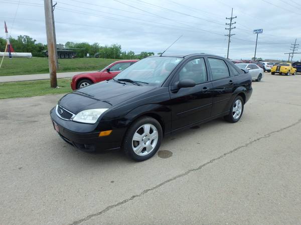 2007 Ford Focus ZX4 SES for sale in Bonne Terre, MO – photo 4