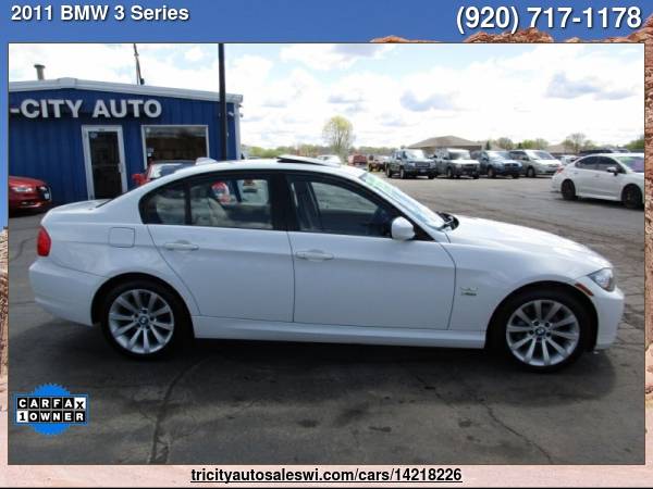 2011 BMW 3 SERIES 328I XDRIVE AWD 4DR SEDAN Family owned since 1971 for sale in MENASHA, WI – photo 6