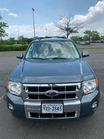 2010 FORD ESCAPE 49K miles , 4x4, FULLY LOADED , see pics for sale in Reston, District Of Columbia – photo 2