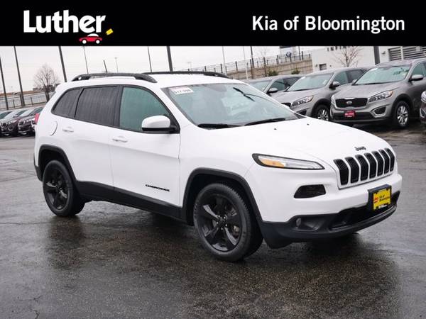 2016 Jeep Cherokee Altitude - - by dealer - vehicle for sale in Bloomington, MN – photo 2