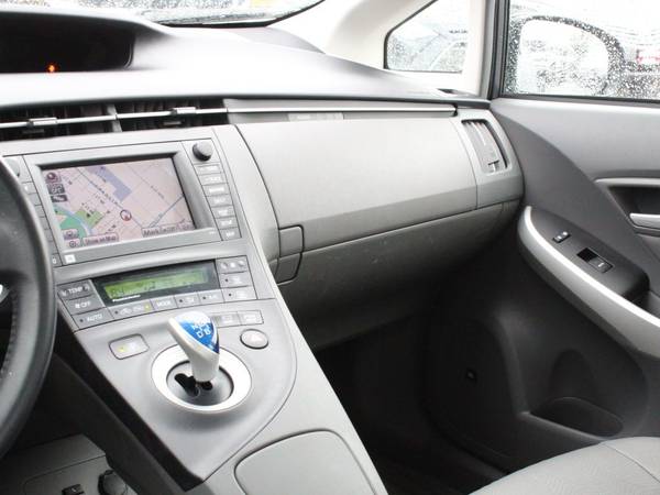 2010 Toyota Prius IV - cars & trucks - by dealer - vehicle... for sale in Auburn, WA – photo 10