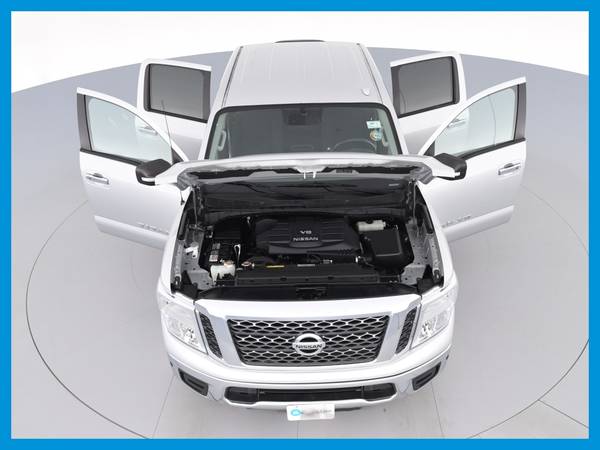 2018 Nissan Titan Crew Cab SV Pickup 4D 5 1/2 ft pickup Silver for sale in Chicago, IL – photo 22