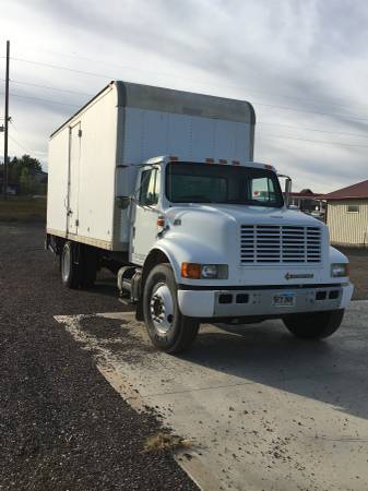 1999 International 4700 53k Miles Heavy Duty Lift Gate and Side Door for sale in Spearfish, SD – photo 3
