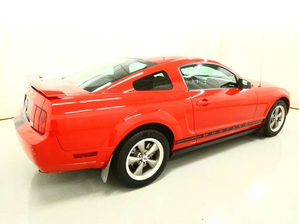 2006 Ford Mustang 2dr Cpe Standard for sale in White Bear Lake, MN – photo 7
