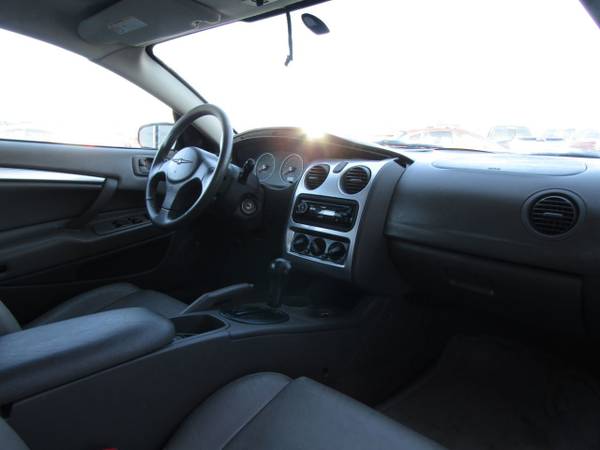 2004 Chrysler Sebring 2004 2dr Coupe Limited for sale in Council Bluffs, NE – photo 10