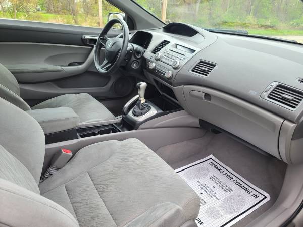 2008 honda civic lx 5 spd manual coupes clean - - by for sale in WEBSTER, NY – photo 10