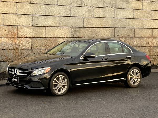 2015 Mercedes-Benz C300 4MATIC - nav, keyless, panoroof, we finance... for sale in Middleton, MA – photo 4