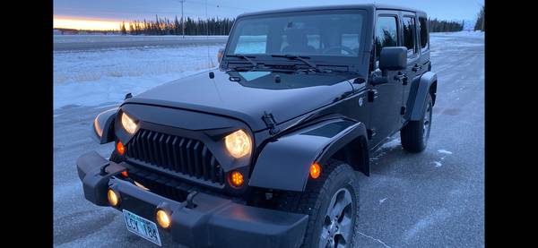 2017 Jeep Wrangler Unlimited Sahara 26500 OBO - - by for sale in Fort Greely, AK – photo 12
