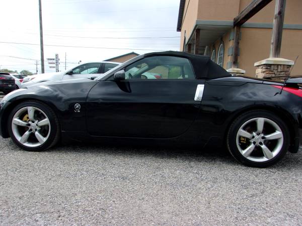 2007 Nissan 350z #2260 Financing Available For Everyone - cars &... for sale in Louisville, KY – photo 2