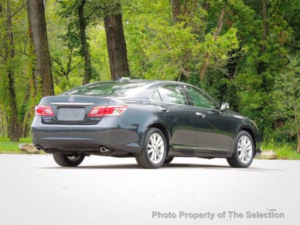 2010 *Lexus* *ES 350* *w/ Heated & Ventilated Front Sea for sale in Lawrence, KS – photo 9