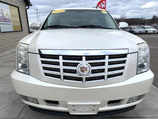2008 Cadillac Escalade AWD 4dr - - by dealer - vehicle for sale in Chesaning, MI – photo 2