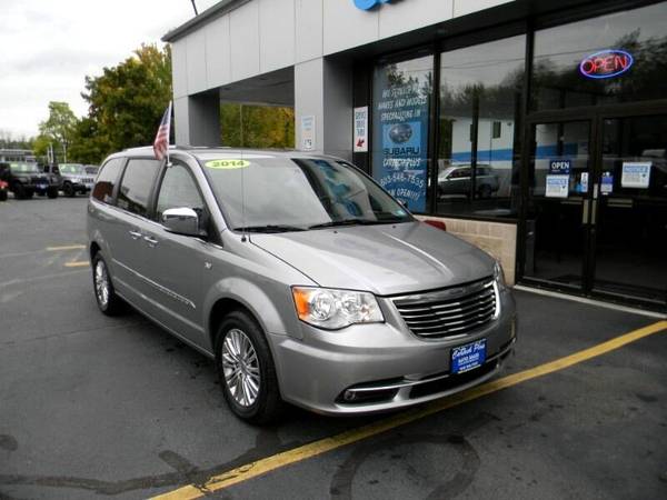 2014 Chrysler Town & Country TOURING-L 30TH ANNIVERSARY 7-PASSENGER... for sale in Plaistow, MA – photo 2