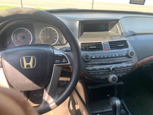 Honda Accord - cars & trucks - by owner - vehicle automotive sale for sale in Carencro, LA – photo 3