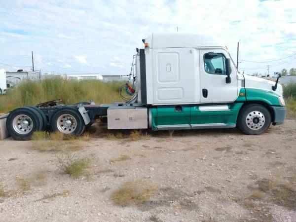 2013 Freightliner for sale in Odessa, TX – photo 2