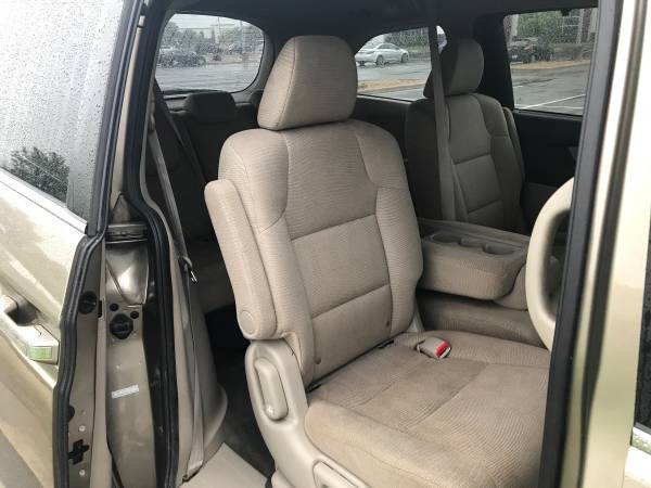 2011 Honda Odyssey EX - Roomy Interior, Gas Saver and Reliable VAN for sale in Austin, TX – photo 22