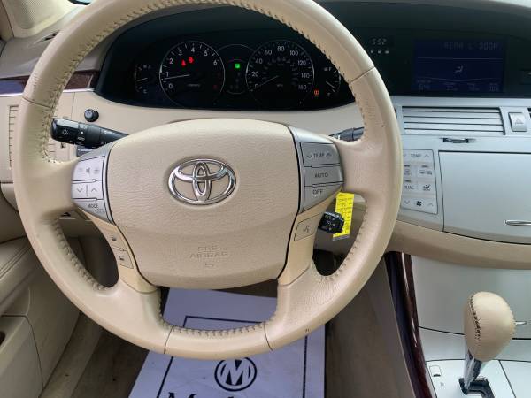 2008 Toyota Avalon XLS Gold/Tan 169, 000 miles Fullyload - cars & for sale in Baltimore, MD – photo 4