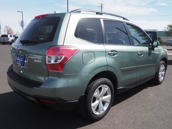 2016 Subaru Forester 2 5i Premium - - by dealer for sale in Bend, OR – photo 4