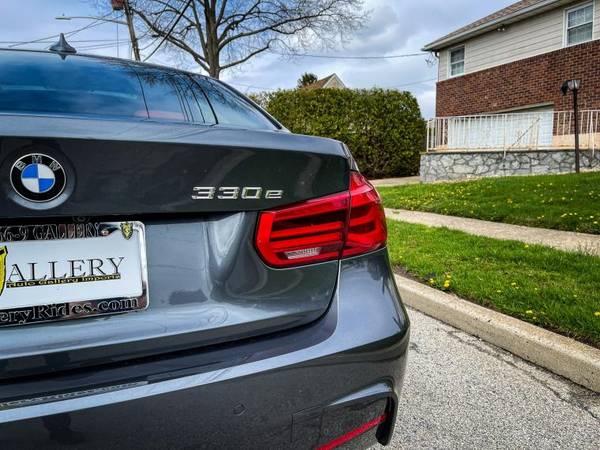 2018 BMW 330e 330e iPerformance Sedan - - by dealer for sale in Westbury , NY – photo 13