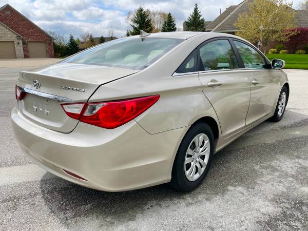 2011 Hyundai Sonata - - by dealer - vehicle automotive for sale in Whiteland, IN – photo 5