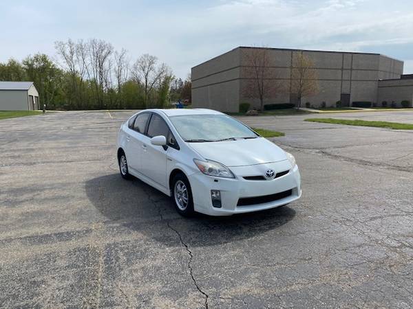 2010 Toyota Prius V - - by dealer - vehicle automotive for sale in Grand Blanc, MI – photo 3