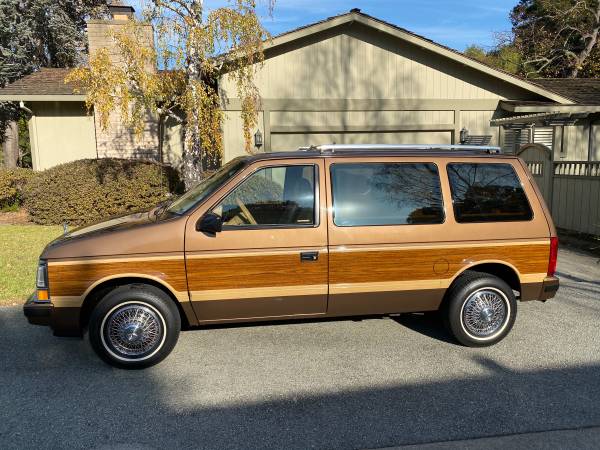 1987 Dodge Caravan le, minivan, low miles, excellent condition, -... for sale in San Mateo, CA – photo 7