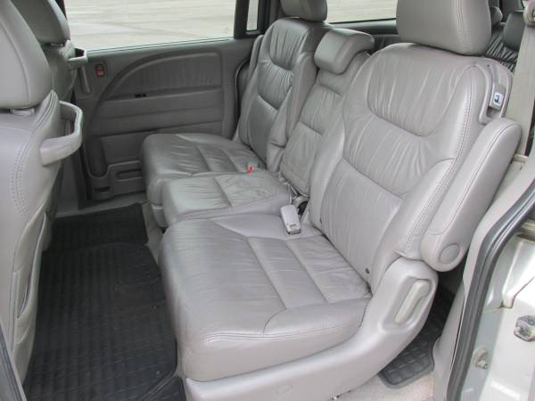 2010 Honda Odyssey EX-L (Clean/Loaded!)WE FINANCE! - cars & trucks -... for sale in Shakopee, MN – photo 9