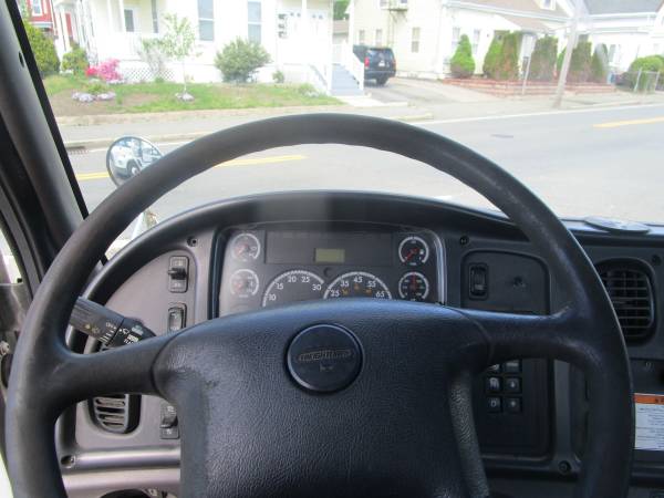 2009 Freightliner M2 - - by dealer - vehicle for sale in Brockton, RI – photo 12