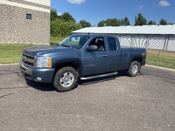 2011 Chevrolet Silverado 1500 LT Ext. Cab 4WD - cars & trucks - by... for sale in Rush City, WI – photo 5