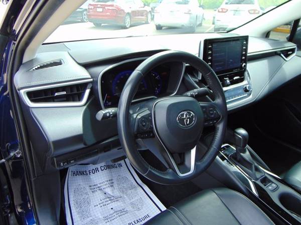2020 Toyota Corolla Xle ( Mileage: 21, 652! - - by for sale in Devine, TX – photo 5