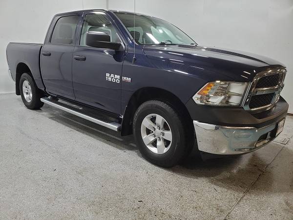 2018 Ram 1500 Express 4x4 Crew Cab 5 7 - - by dealer for sale in Wadena, MN – photo 3