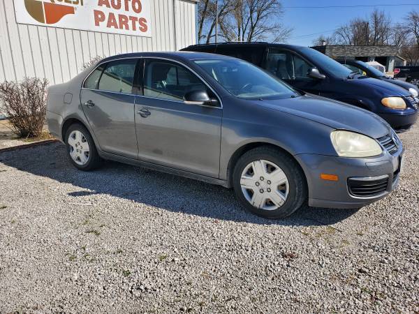 2005 Volkswagen Jetta - - by dealer - vehicle for sale in Monroe City, Mo, MO – photo 3
