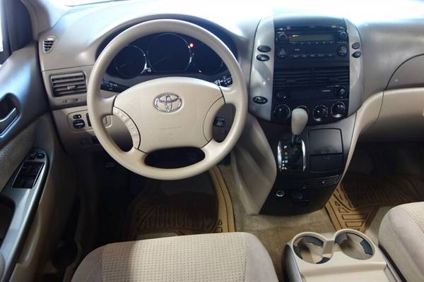 2006 Toyota Sienna LE VERY NICE CONDITION!! for sale in PUYALLUP, WA – photo 9